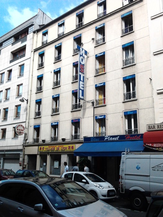 Paryż część I - tani hostel, tanie żarcie i Wieża Eiffla (5)